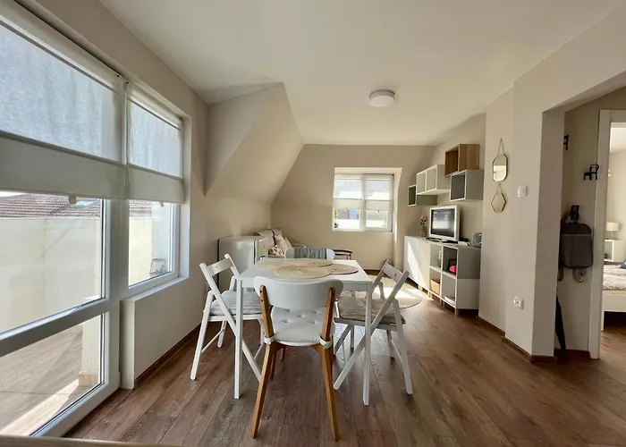 דירה Dockview Atelier בורגאס